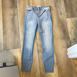 CJLA Ada light wash jeans SIZE 9